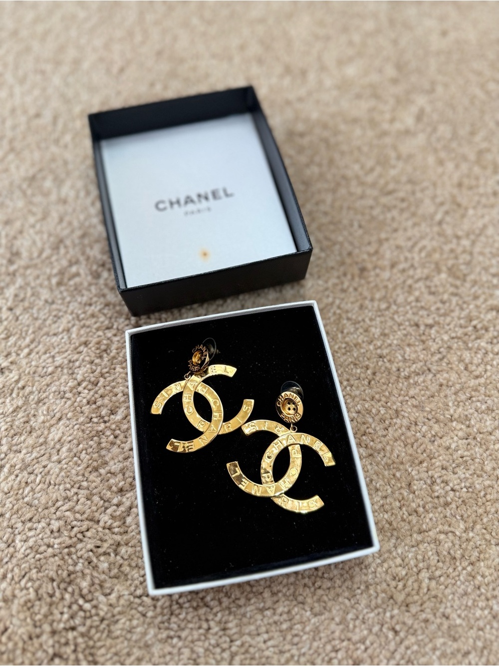 CHANEL Button Gold CC Logo Drop Earrings - Classic Gold Tone - Picture 2 of 15